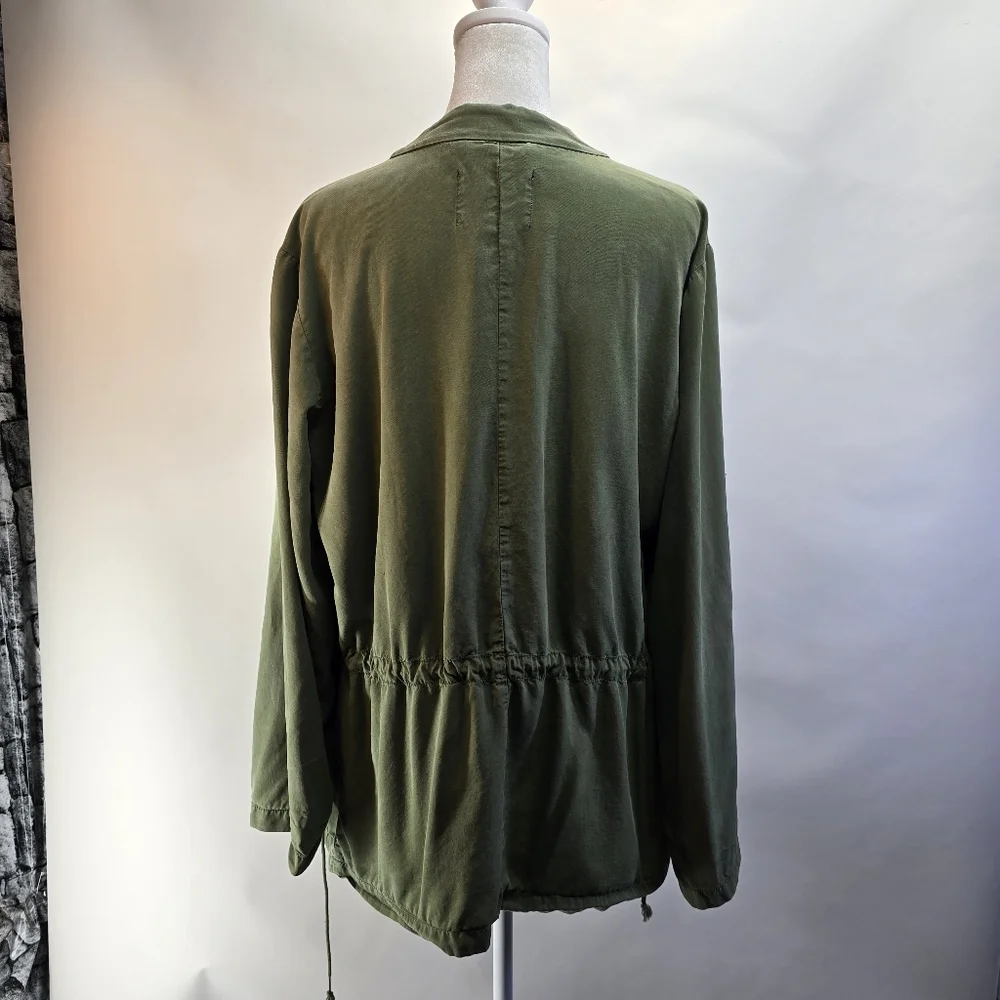 Sanctuary- Draped Utility Jacket with Waist Drawstring. Size Large. Army Green.